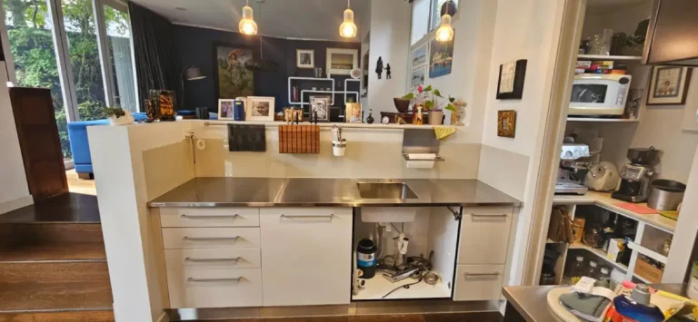 Stainless Steel Benchtops